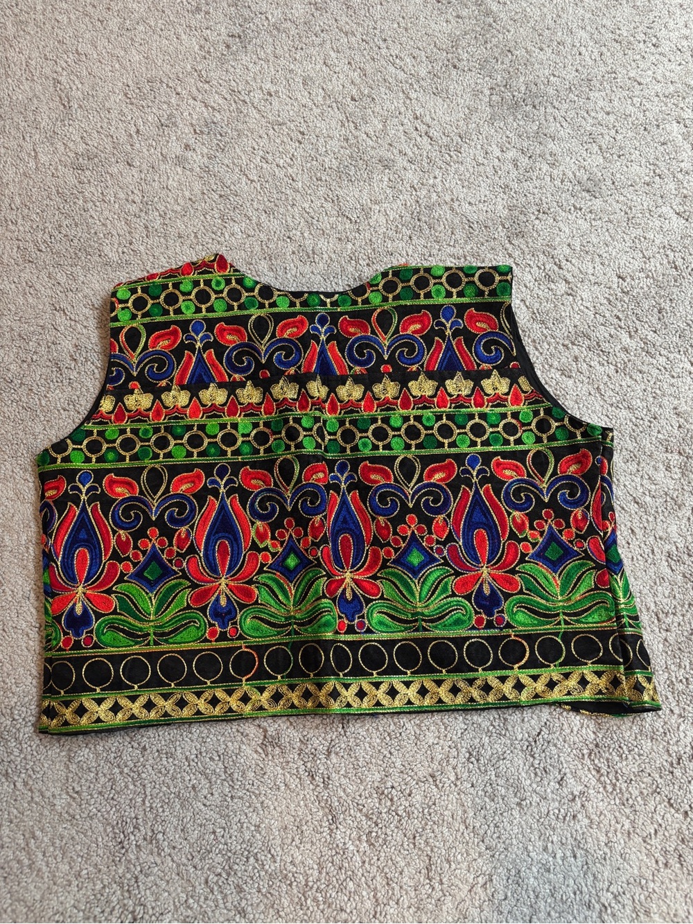 Embroidered Multicolor Women's Crop Top